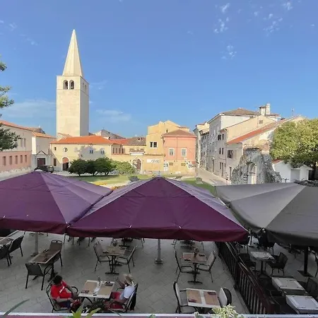 Appartement The By The Sea In Historic Old