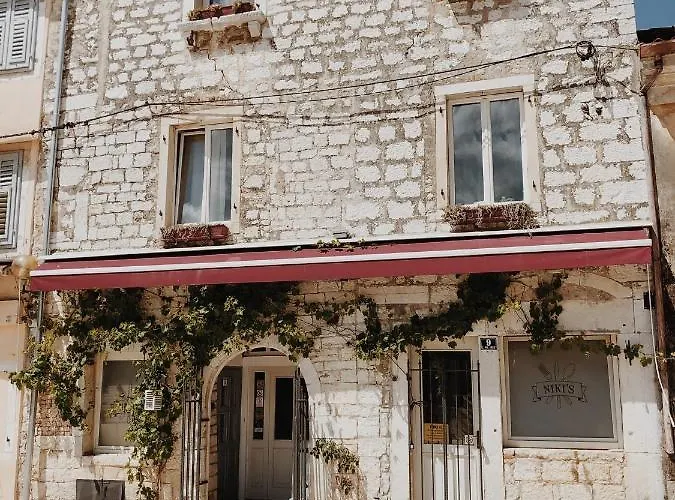 The By The Sea In Historic Old Poreč