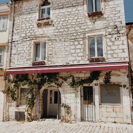 The By The Sea In Historic Old Porec