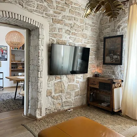 Apartman The By The Sea In Historic Old *