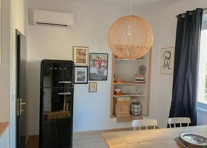 The By The Sea In Historic Old Διαμέρισμα