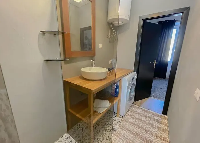 The By The Sea In Historic Old * Πόρετς