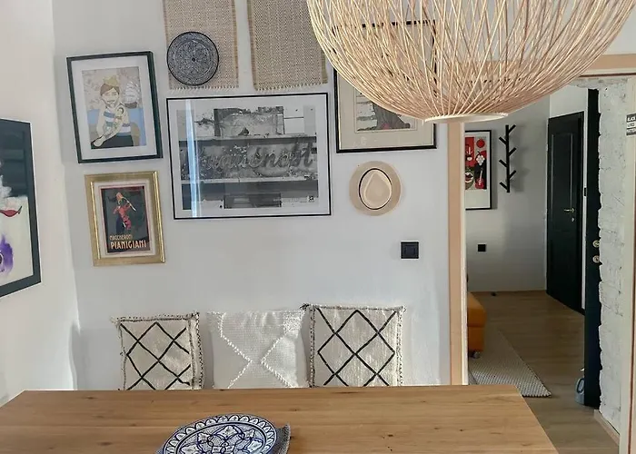 The By The Sea In Historic Old * Πόρετς